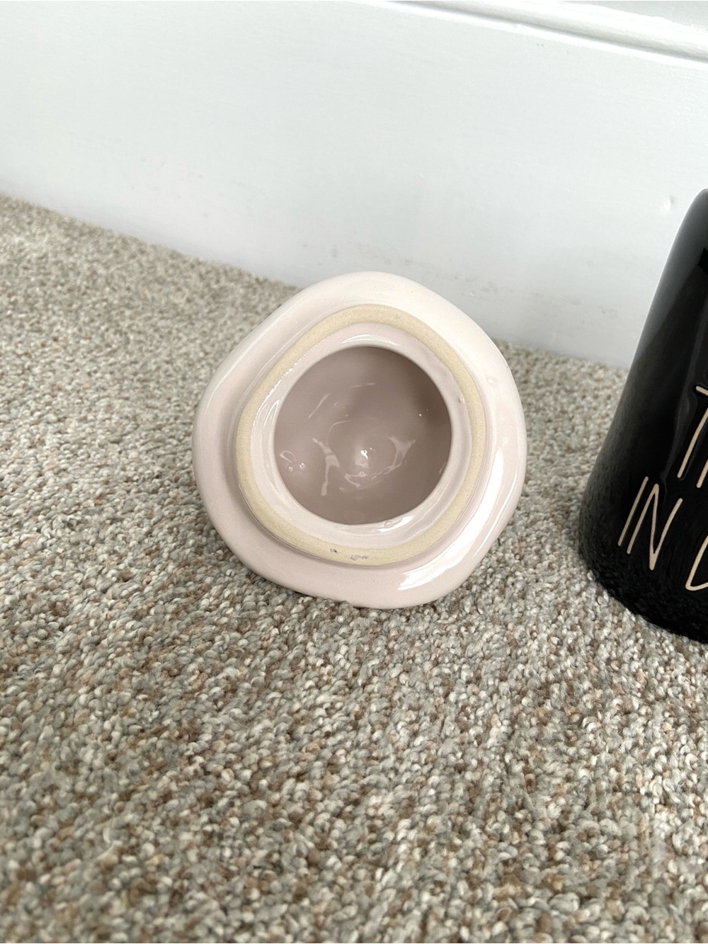 NWOT Rae Dunn "PUTTING THE BOO IN BOOTY" Mug with Ghost Topper - Picture 11 of 12